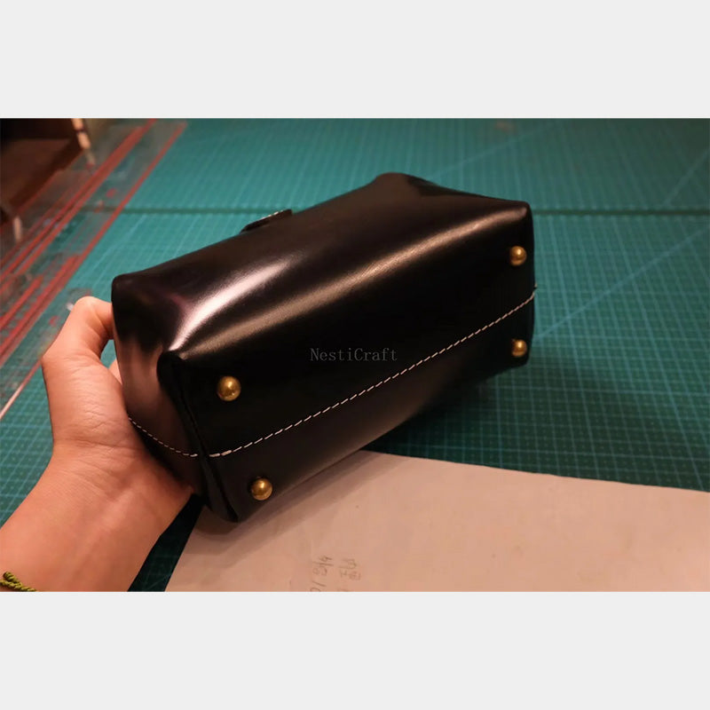 Handmade Top-Grain Bridle Leather Doctor Bag by Nesti Craft