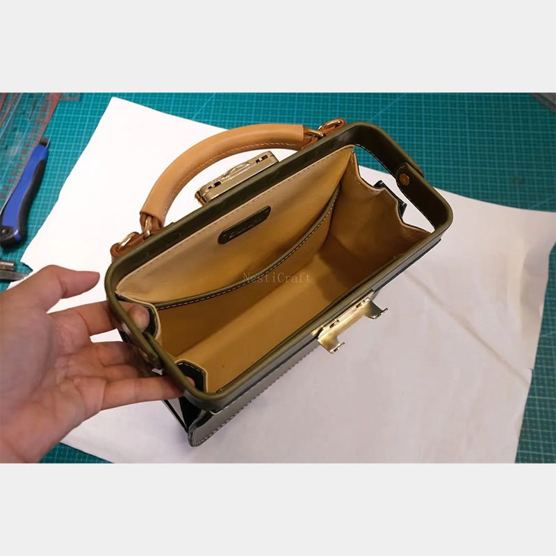 Handmade Italian Buttero Leather Dulles Bag by Nesti Craft