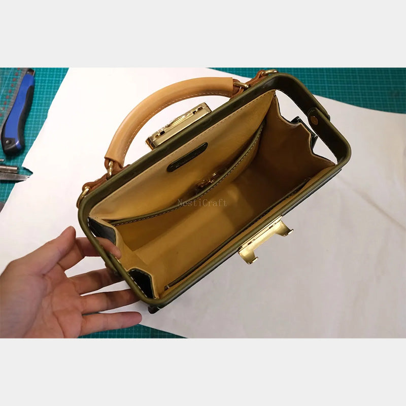 Handmade Italian Buttero Leather Dulles Bag by Nesti Craft